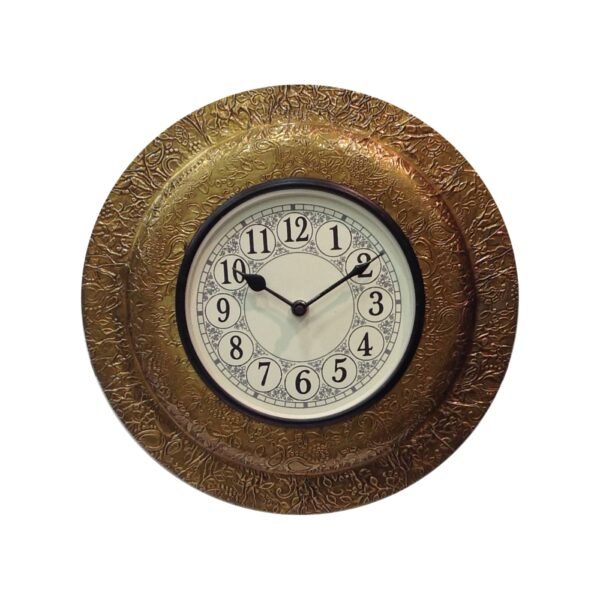 Brass-fitted-wall-clock-design