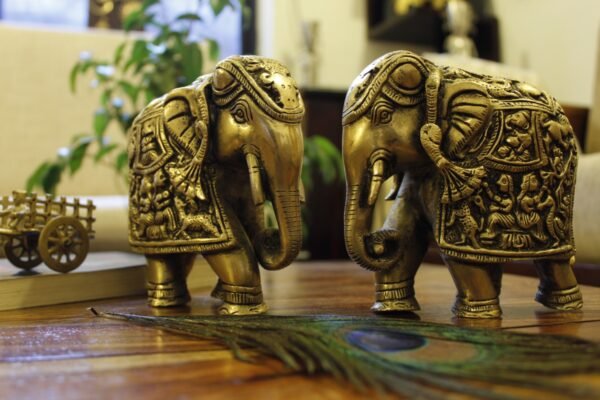 Gajantlaxmi Elephnats Brass -386