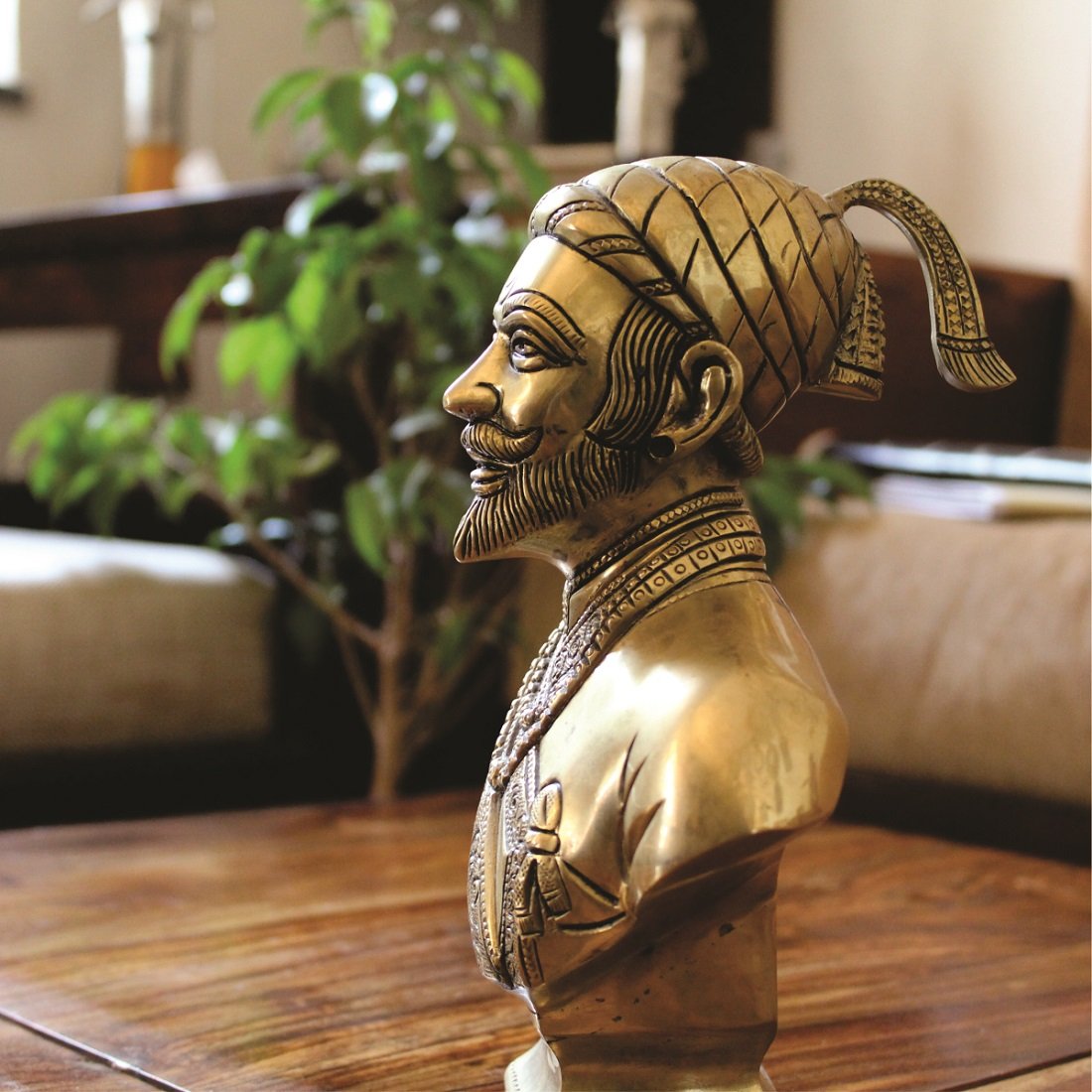 Shivaji Maharaj Statue Pure Brass - Rightwood